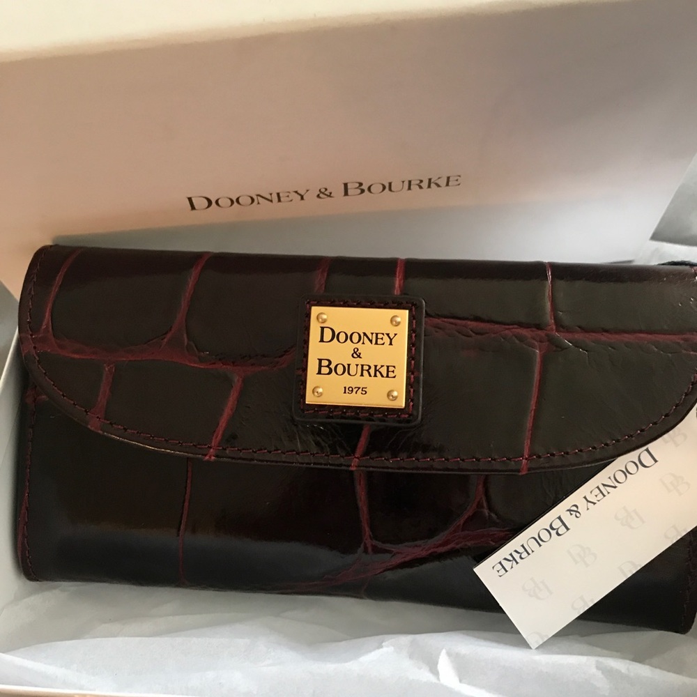 Dooney and Bourke Crock Wallet